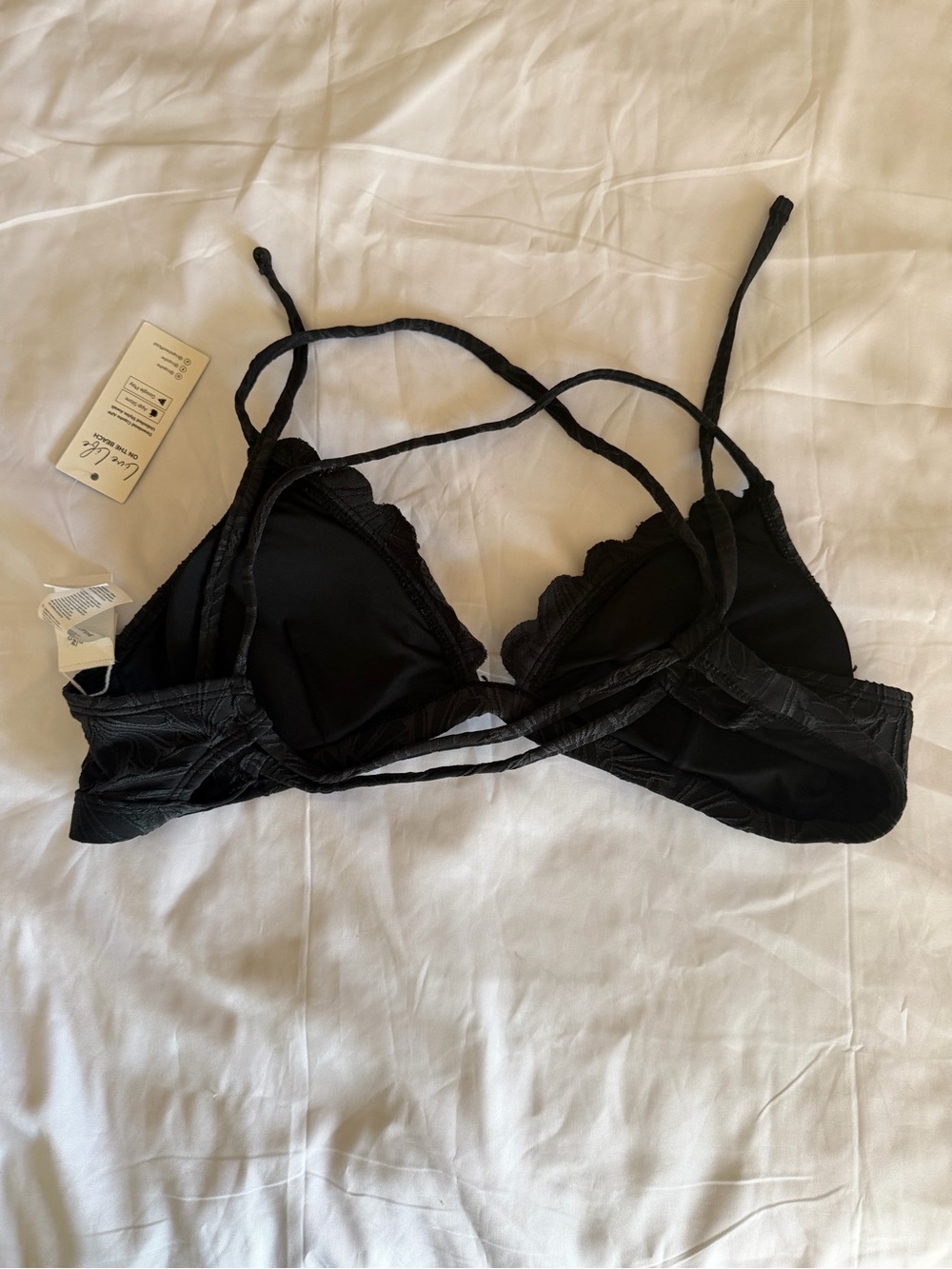 Women’s Black Lace Bralette - cupshe - Picture 4 of 5